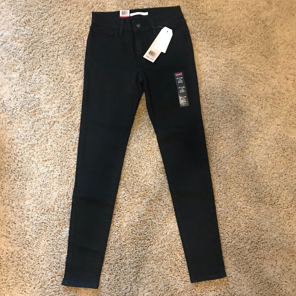 COPY - Black Skinny Levi Jeans